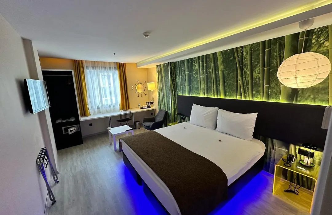 Tempo Suites Airport-1