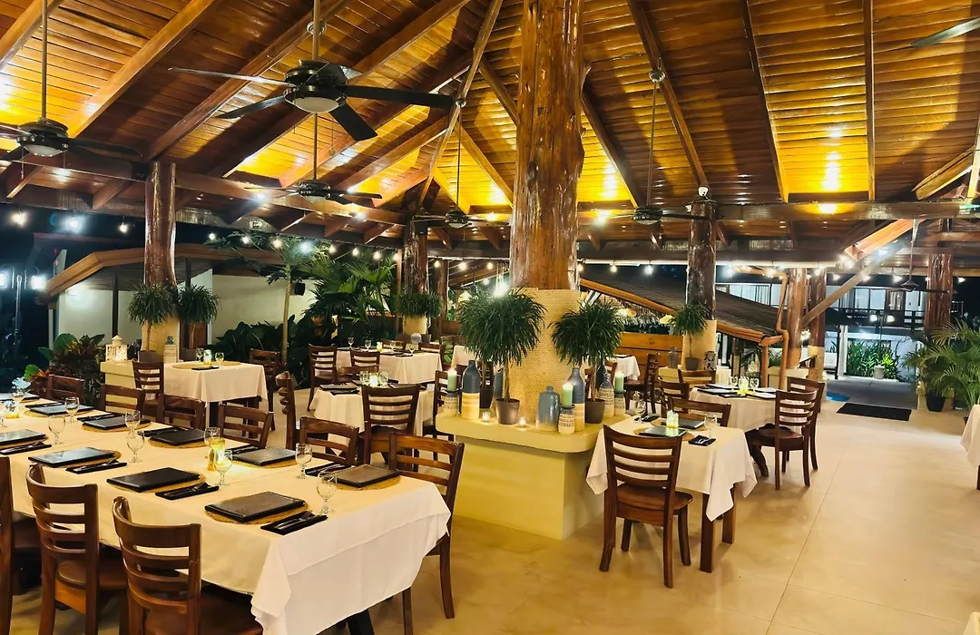 Hotel Playa Espadilla-1