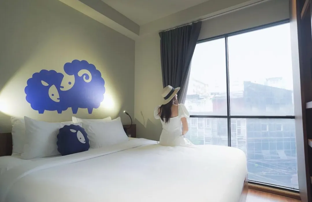 Kokotel Bangkok Surawong-1