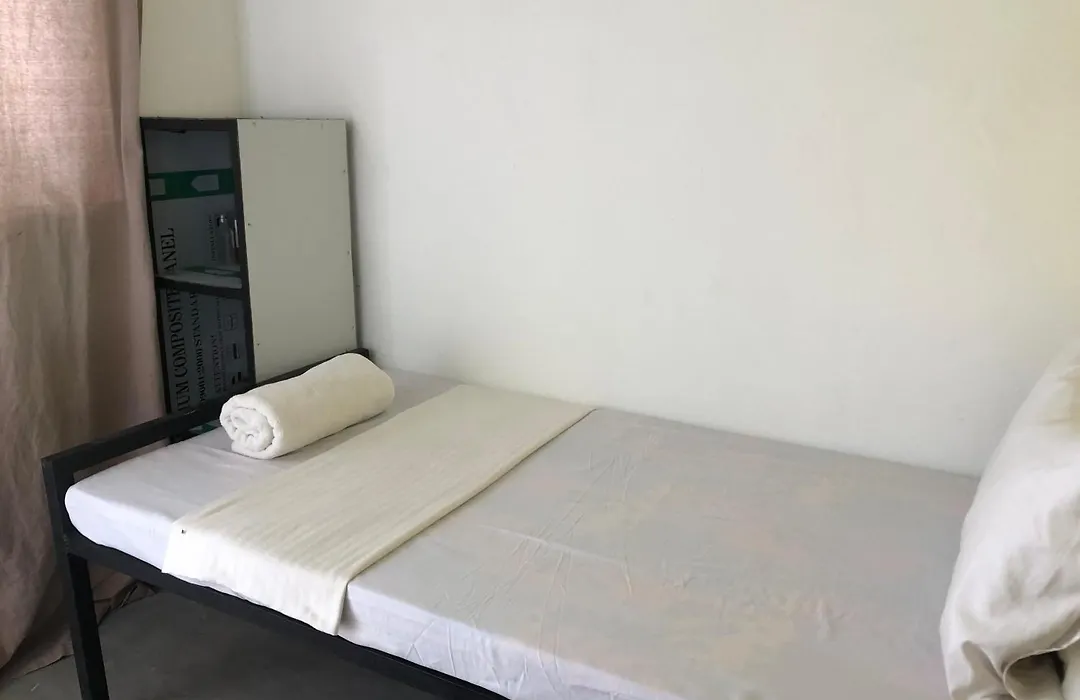 Dinuda Lagoon Hotel-1