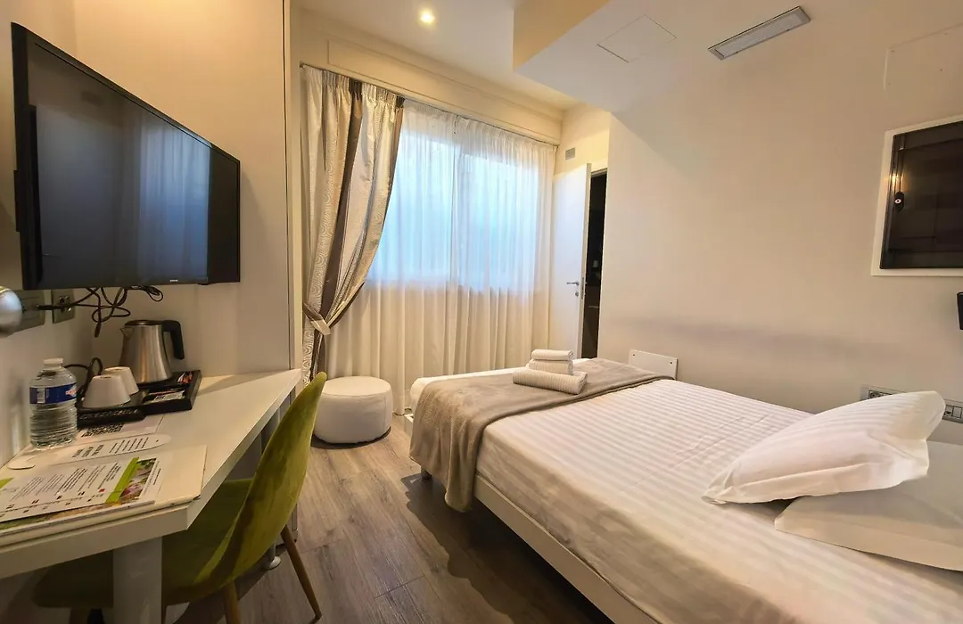 La Dolce Vita Hotel-1