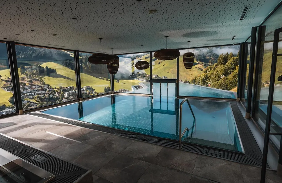 Bachgut - Das Resort am Berg-1
