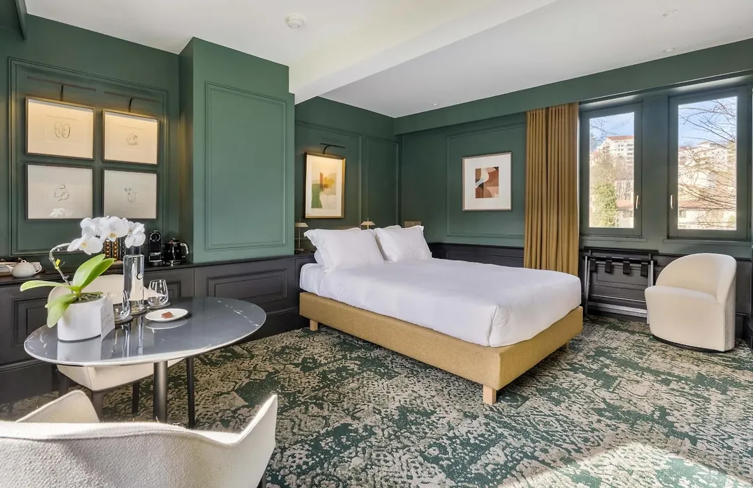 Les Suites De L'Ile Barbe-1
