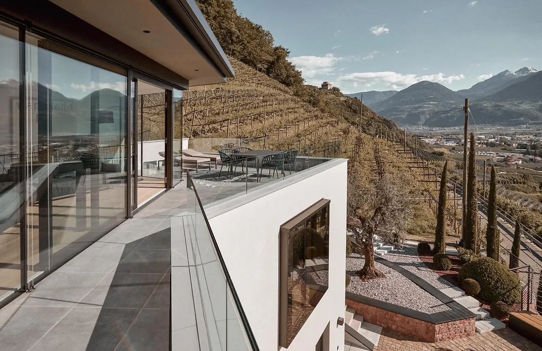 Pratenberg Wine Lodge-1