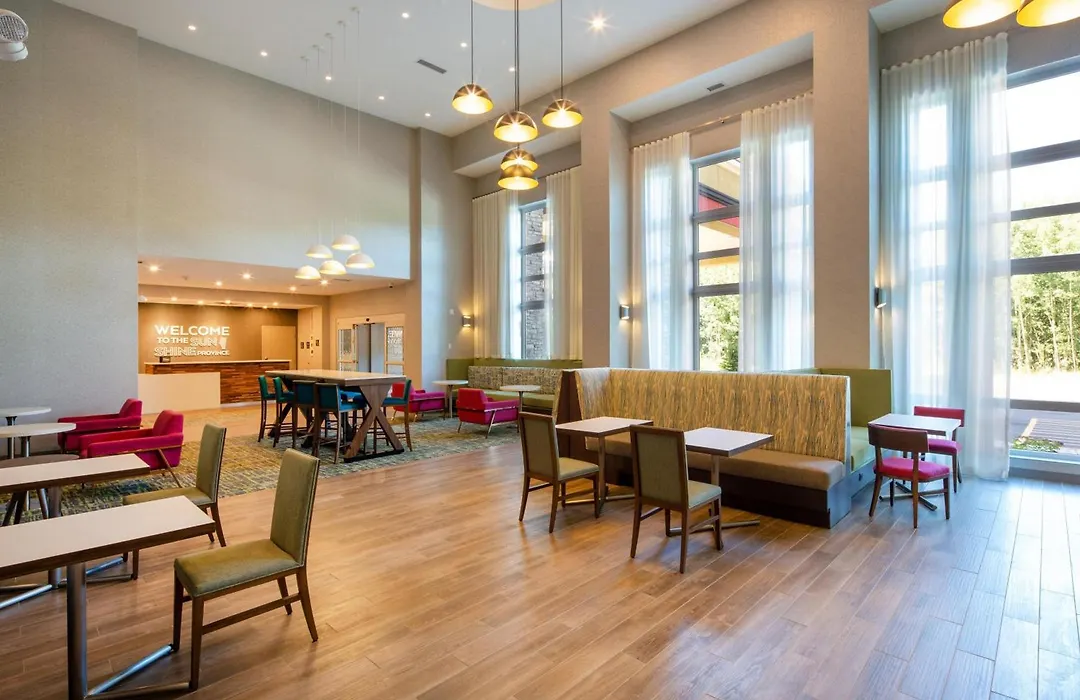 Hampton Inn & Suites Edmonton St. Albert, Ab-1