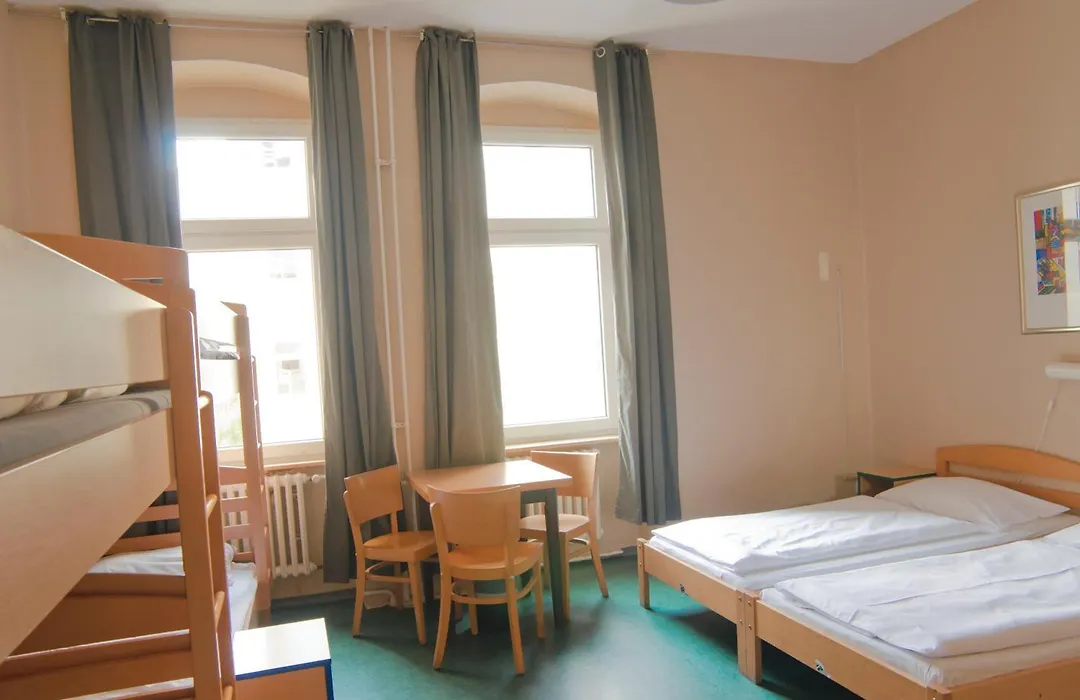 Happy Hotel Berlin-1