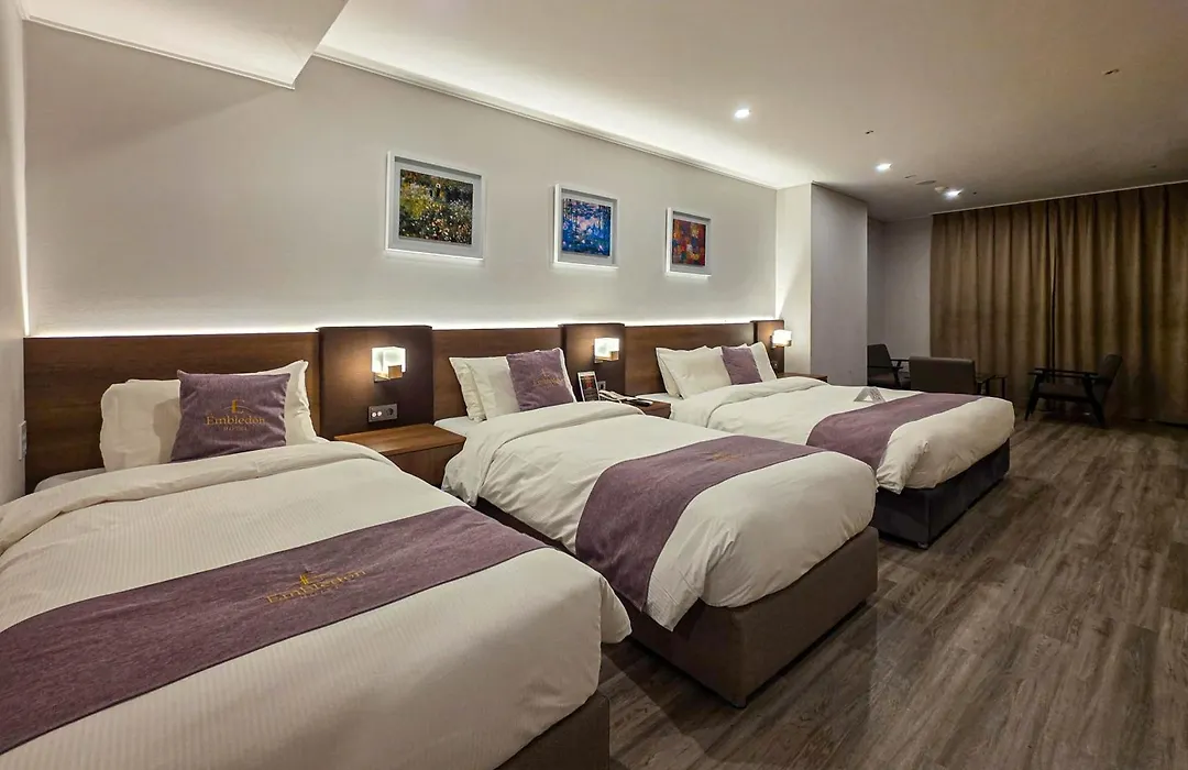 Embledon Hotel-1