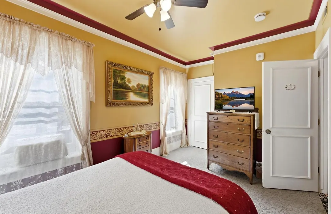 Heber Senator Bed And Breakfast-1