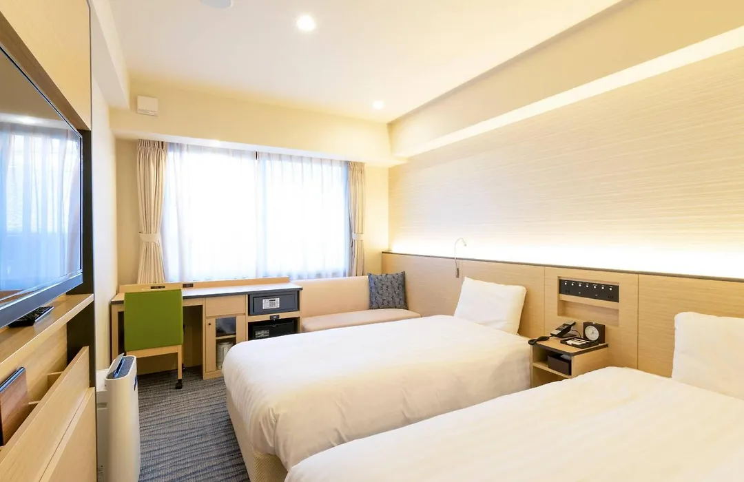 Comfort Inn Kyoto Shijokarasuma-1