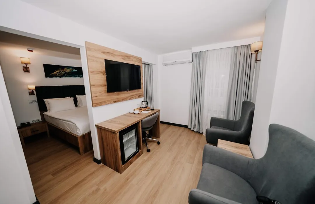 Business Life Hotel & Spa Bakirkoey-1
