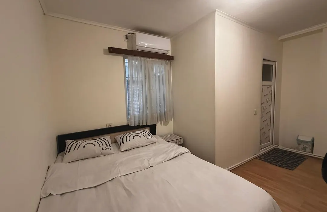 T Rooms-1