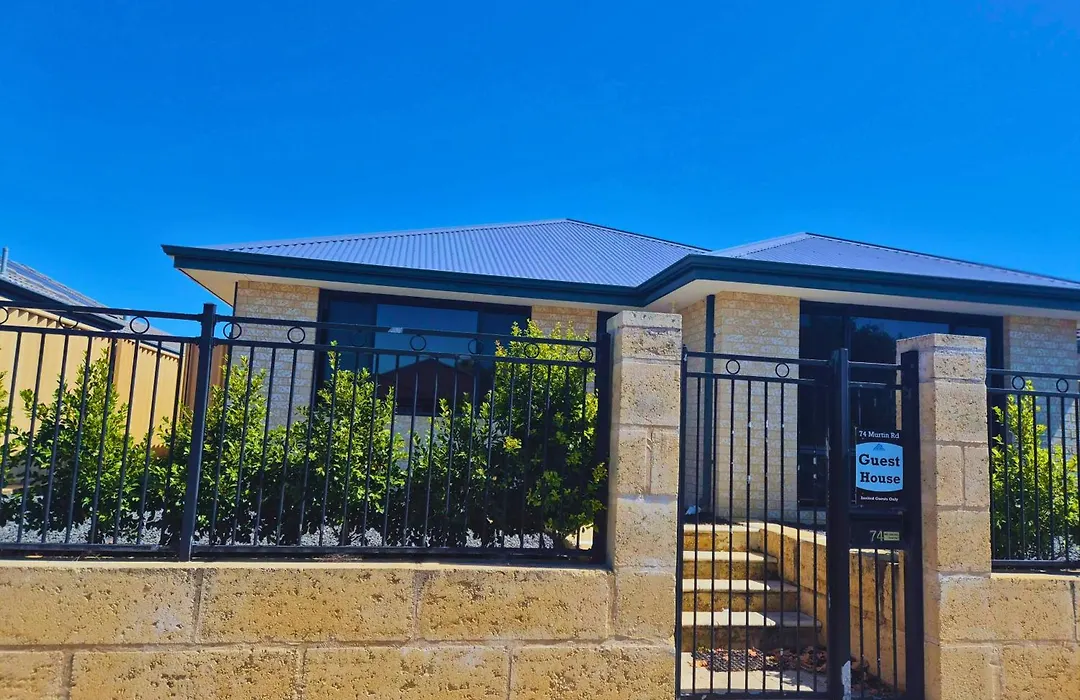 Dalyellup Guest House- Walk To Shops, Near Beach & Bunbury-1