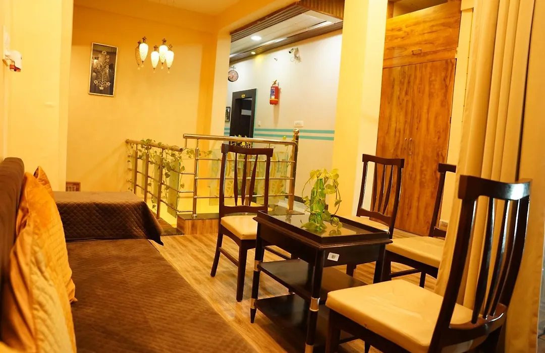 Hotel Mahishmati Palace-1