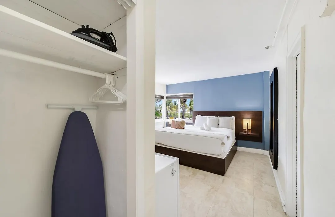 Starlite Hotel-1