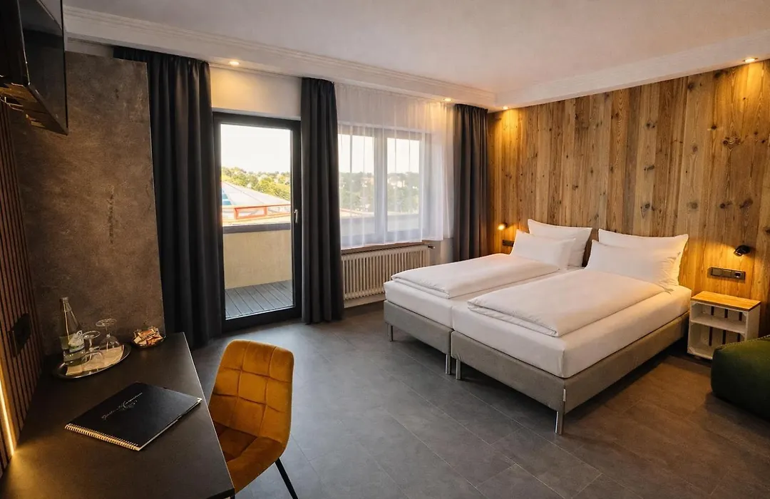 JUNIPRO Hotel Schinderhannes-1