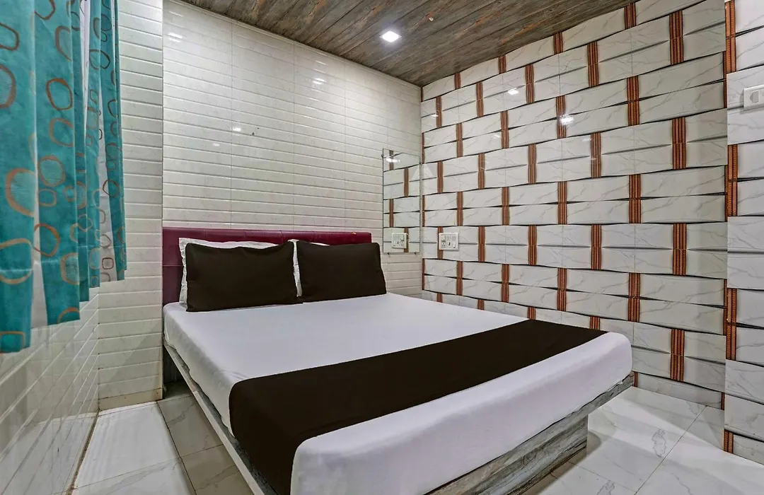 Hotel O Taj Lodging And Boarding-1