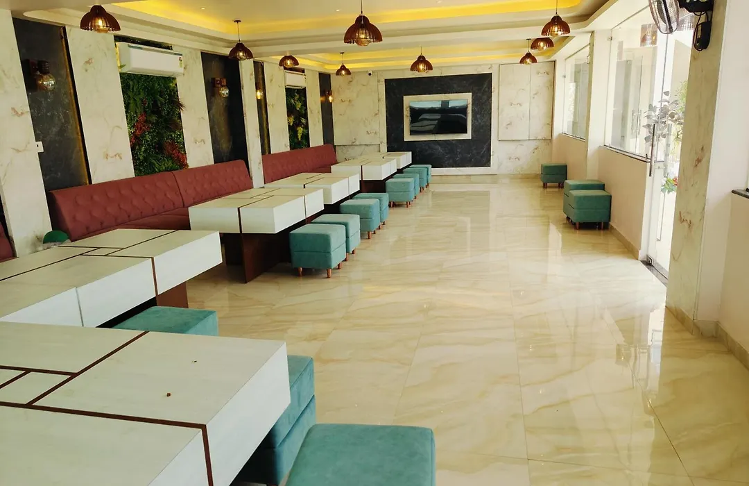 Hotel Jvs Palace-1