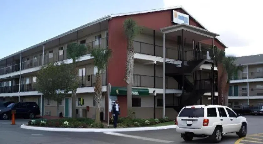 Sunstyle Suites-1