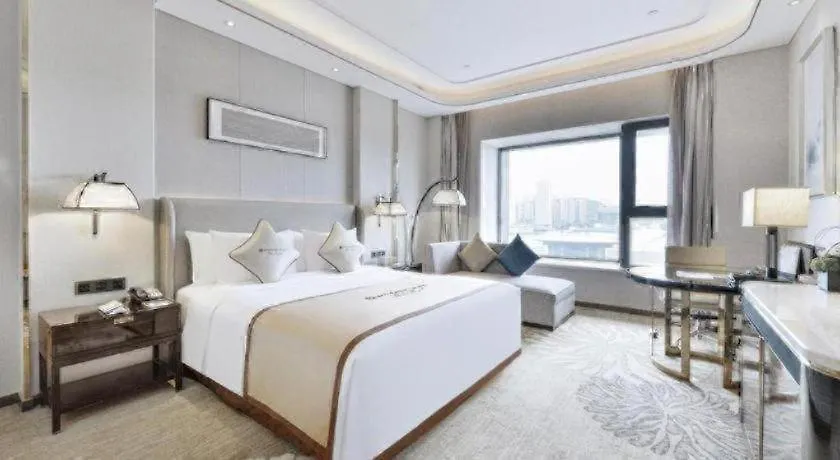 Wyndham Grand Plaza Royale Huayu Chongqing-1