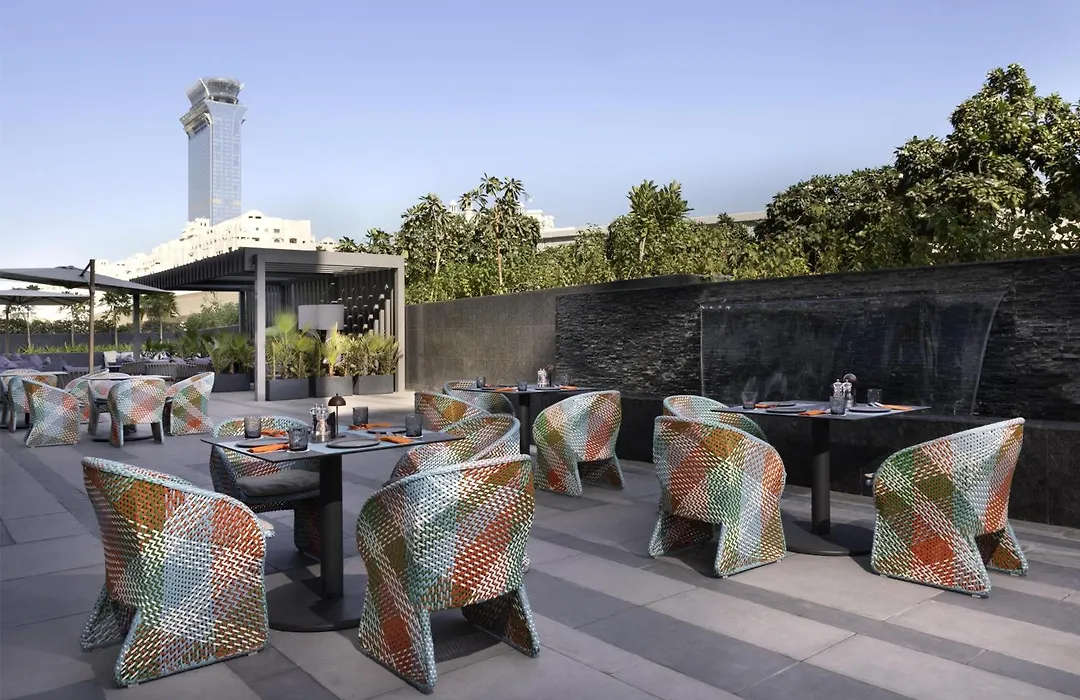 Tumbi Hotel Dubai The Palm,Tapestry Collection Hilton-1