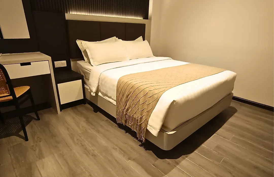 De Quinton Hotel-1