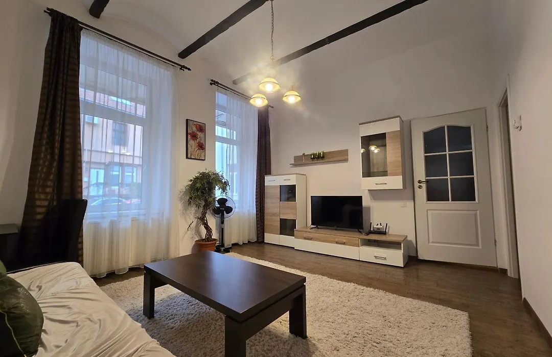 Epic Rooms-1
