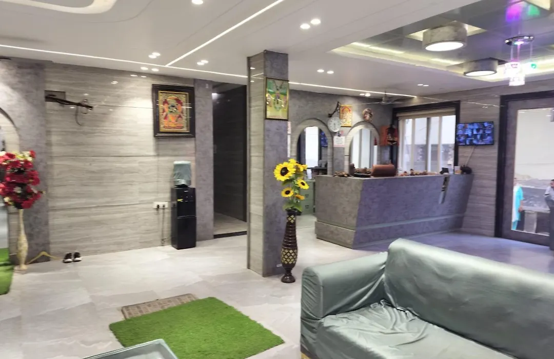 Shri Balaji Dham Hotel-1