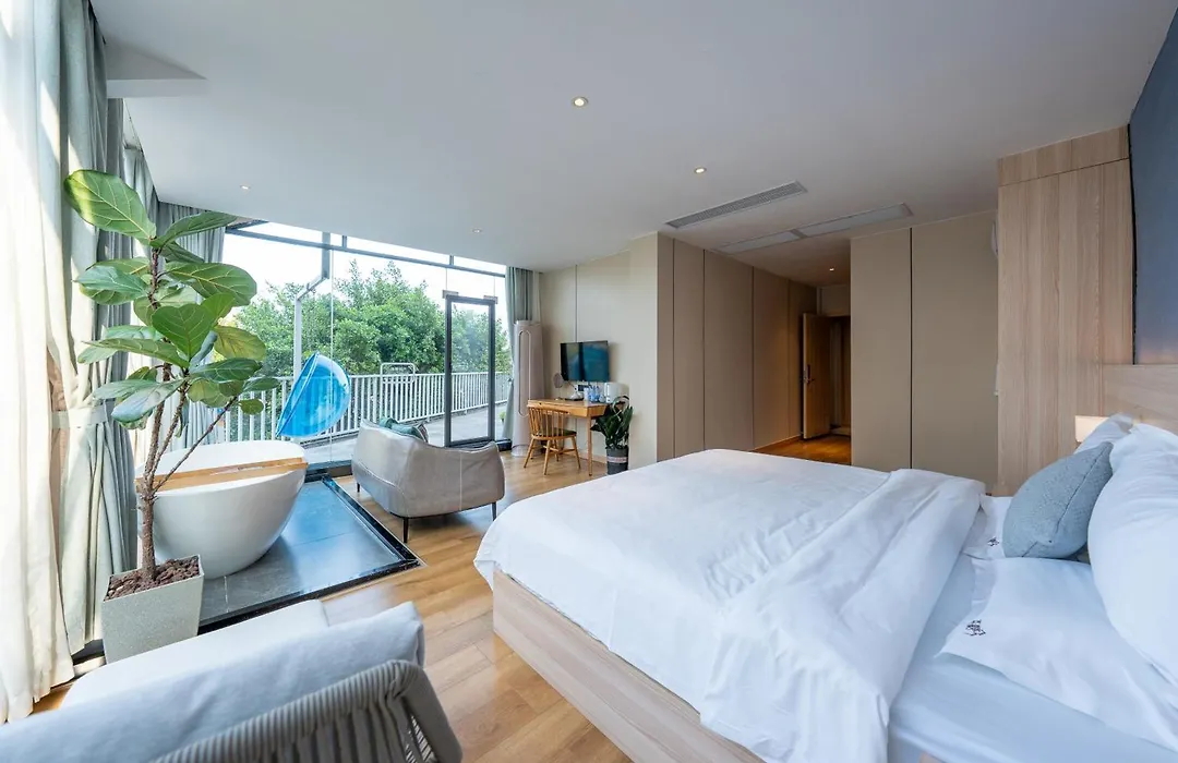 Xitang River View Hotel-Free Breakfest-Pool-1