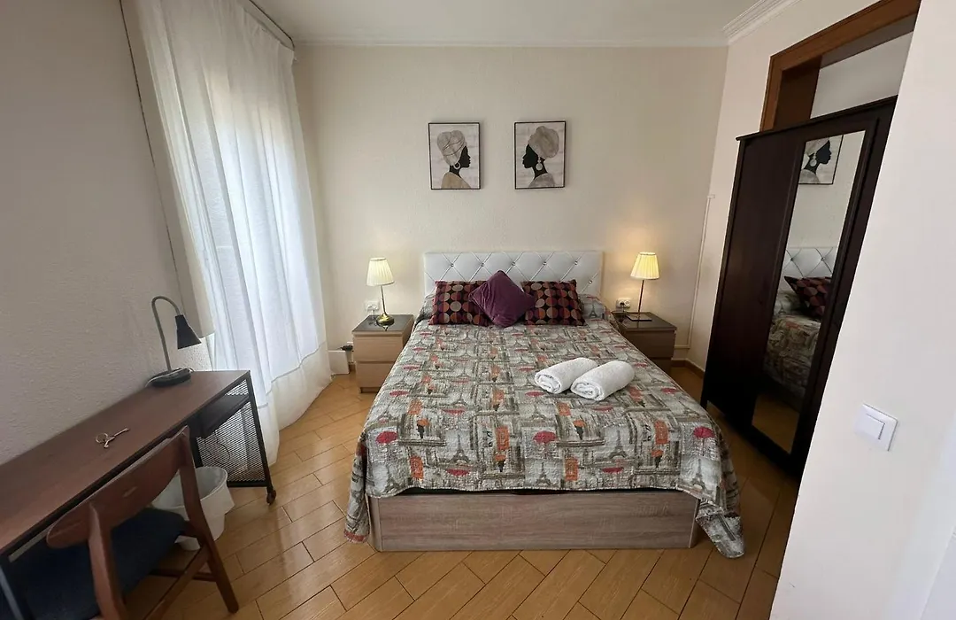 Habitaciones en la calle Valencia-1