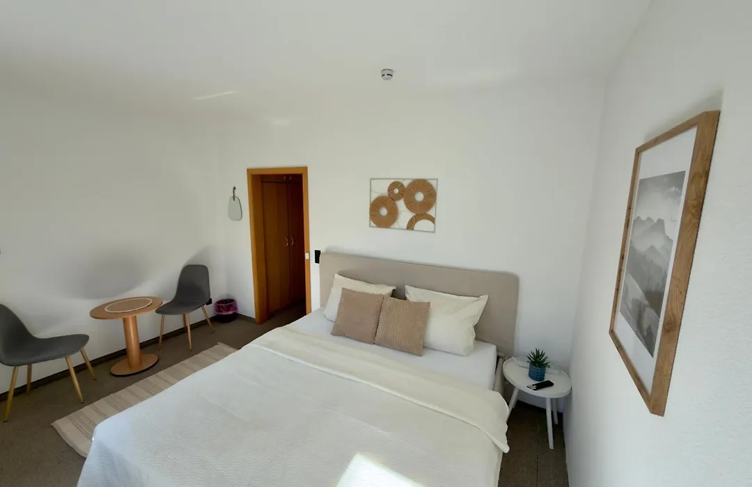 Aparthotel Zur Linde - by Willms&Schömer eG-1