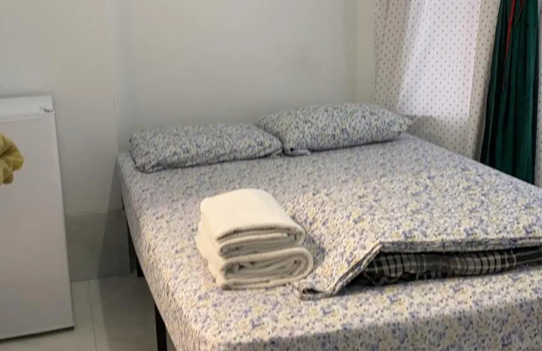 586 Hotel-1