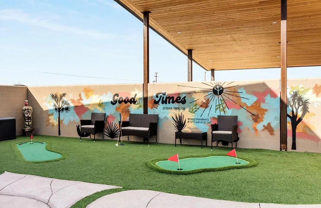 The Lazy River House - Joshua Tree Resort-1