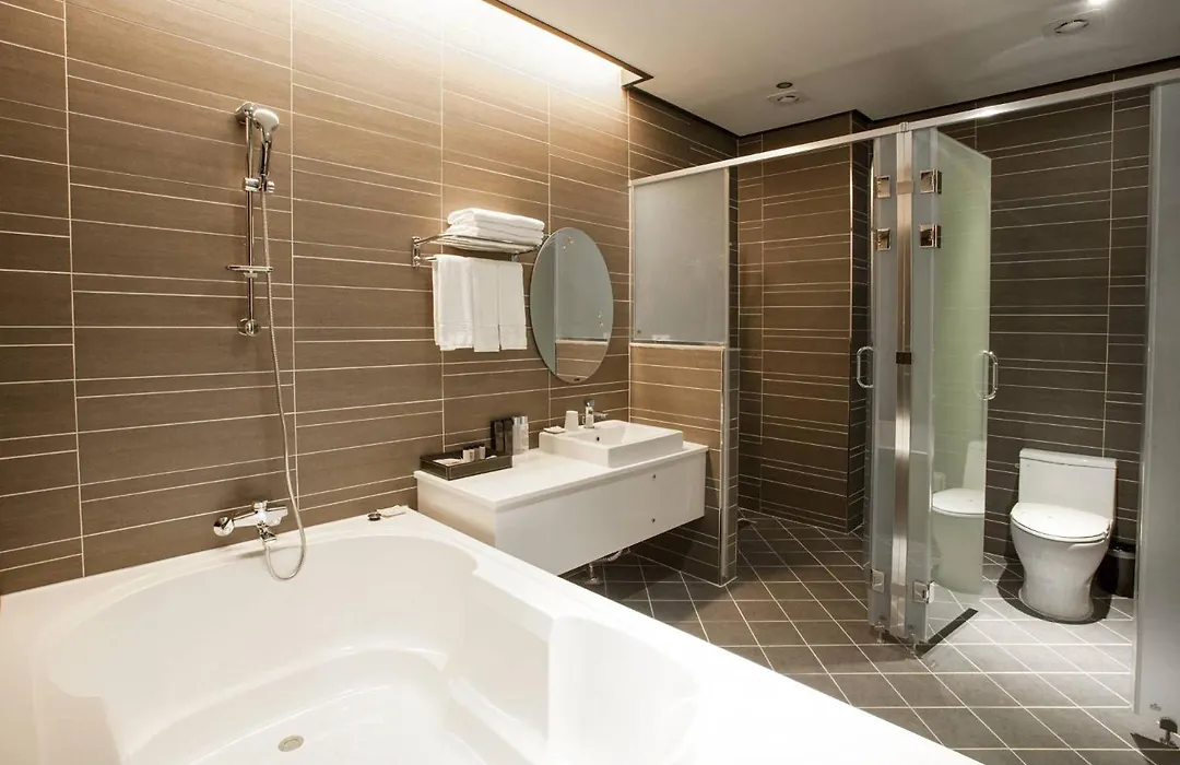 Cs Premier Hotel-1