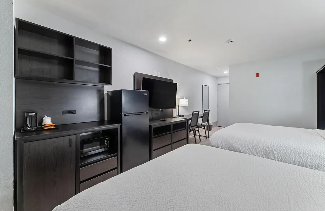 Baymont By Wyndham San Antonio Downtown-1