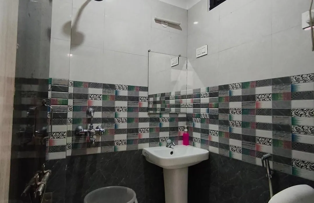 Hotel Gulmohar-1