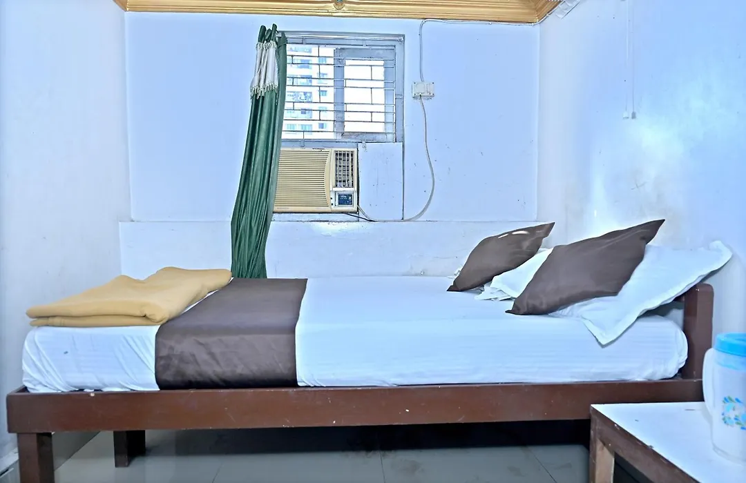 Gariib Nawaz Guest House-1