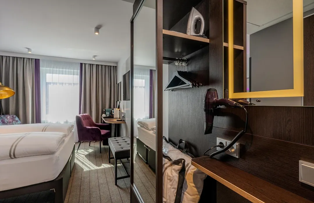 Premier Inn Hannover City Centre-1