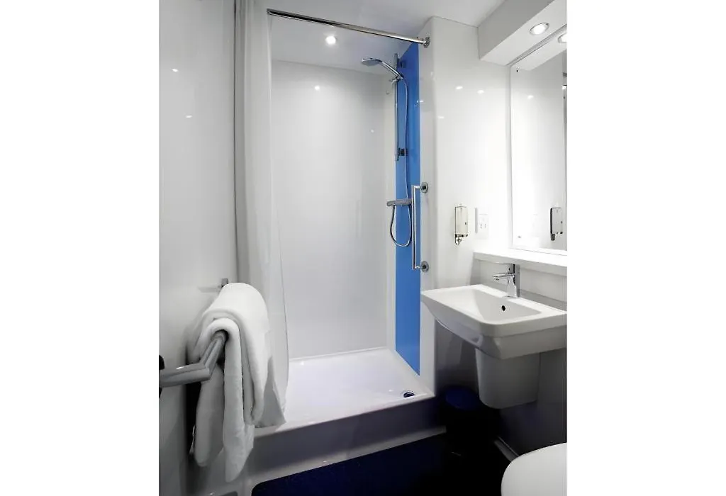 Travelodge London Richmond Central-1