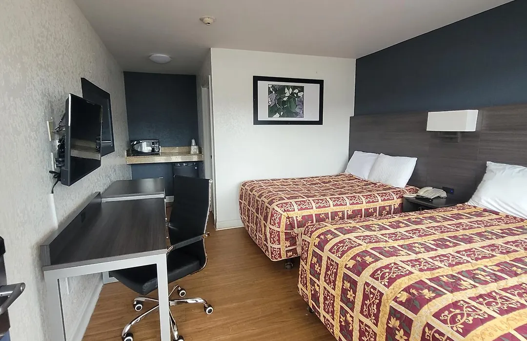 Budget Inn-1