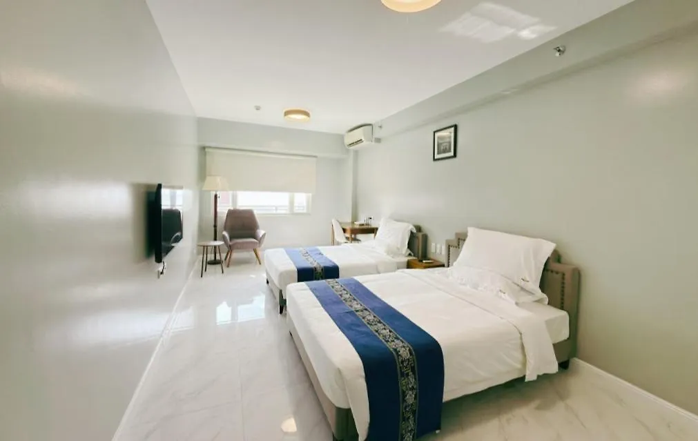 Extremeli Suites - Monarch-1