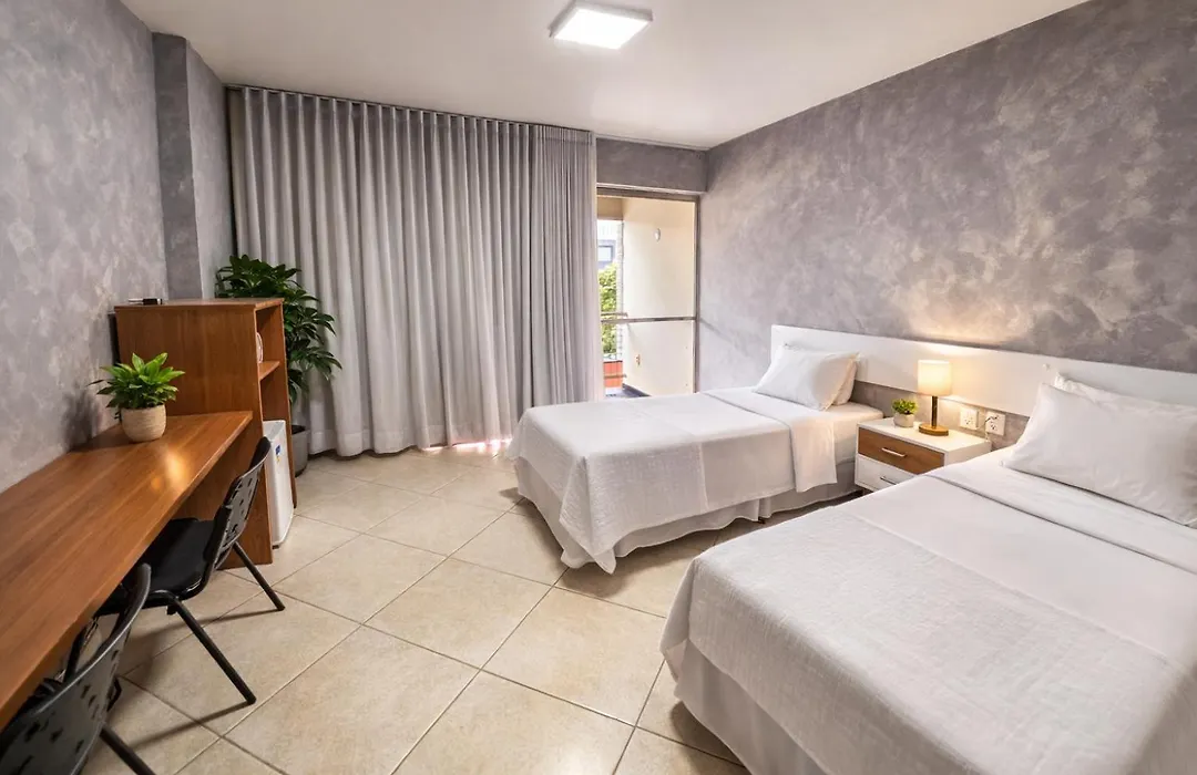 Garvey Park Hotel-1