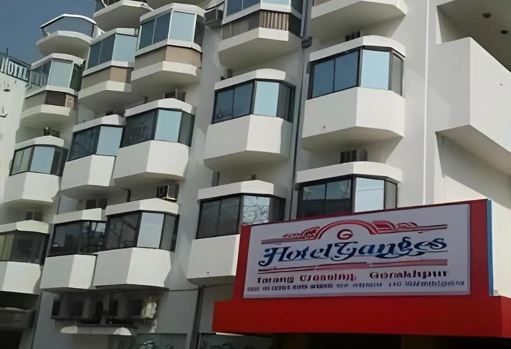 Hotel Savvy Ganges-1