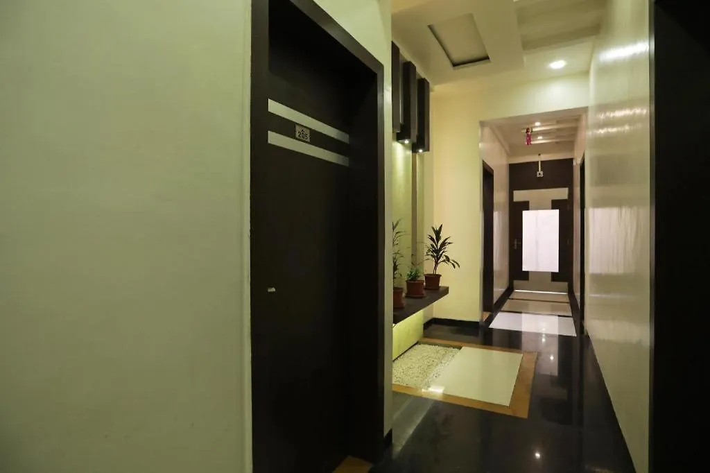 Hotel O Everest Inn Hotel-1