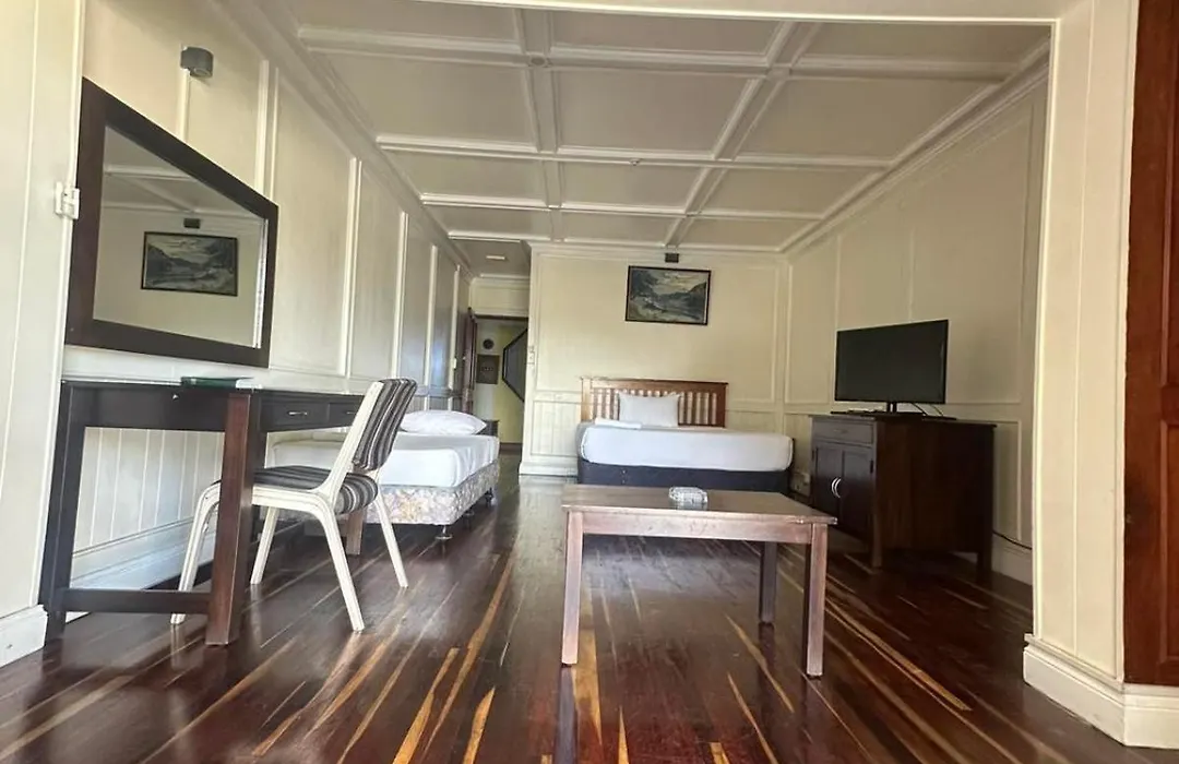 Southern Cross Hotel-1