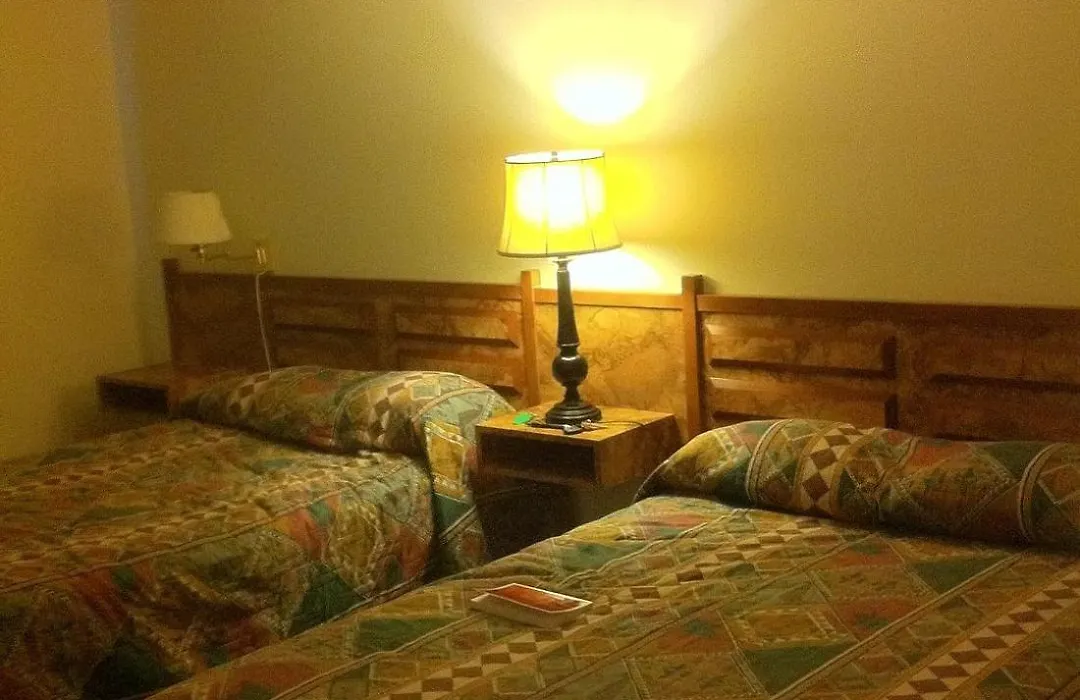 Cataline Motor Inn-1