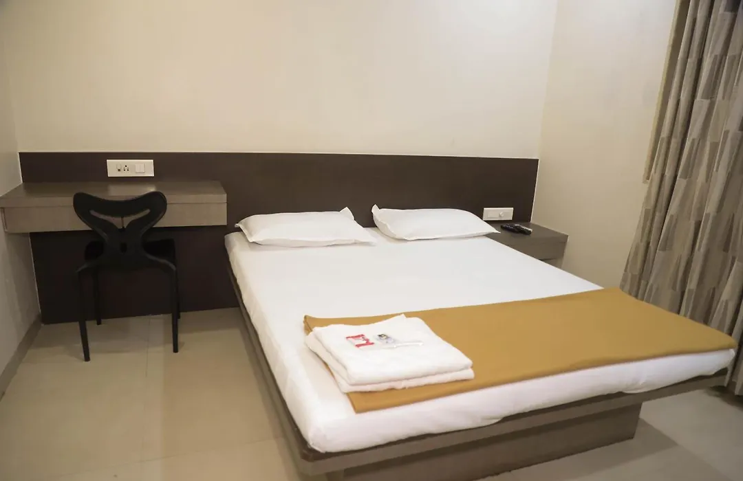 Hotel Maharaja-1