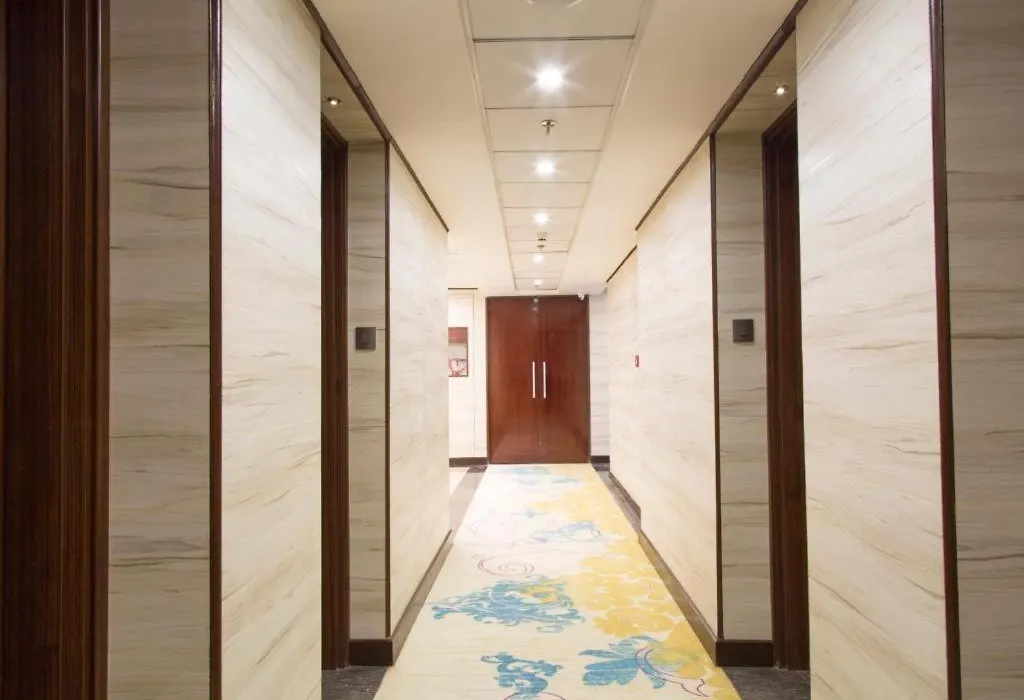 Polo Inn & Suites-1