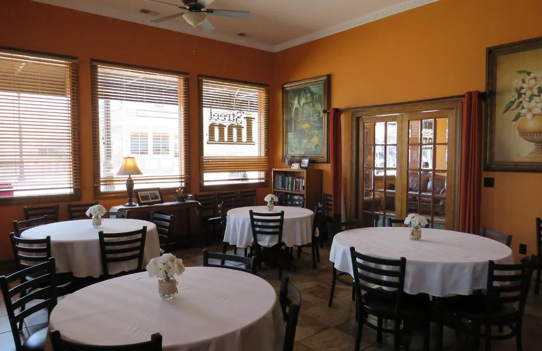 Main Street Inn-1