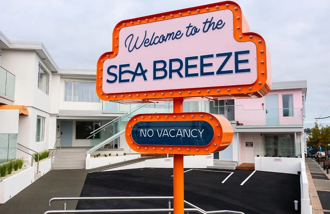 The Sea Breeze-1