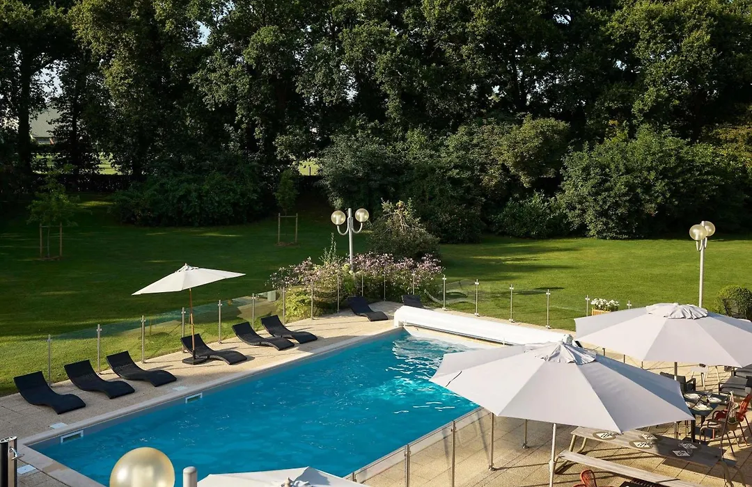 Novotel Bayeux-1
